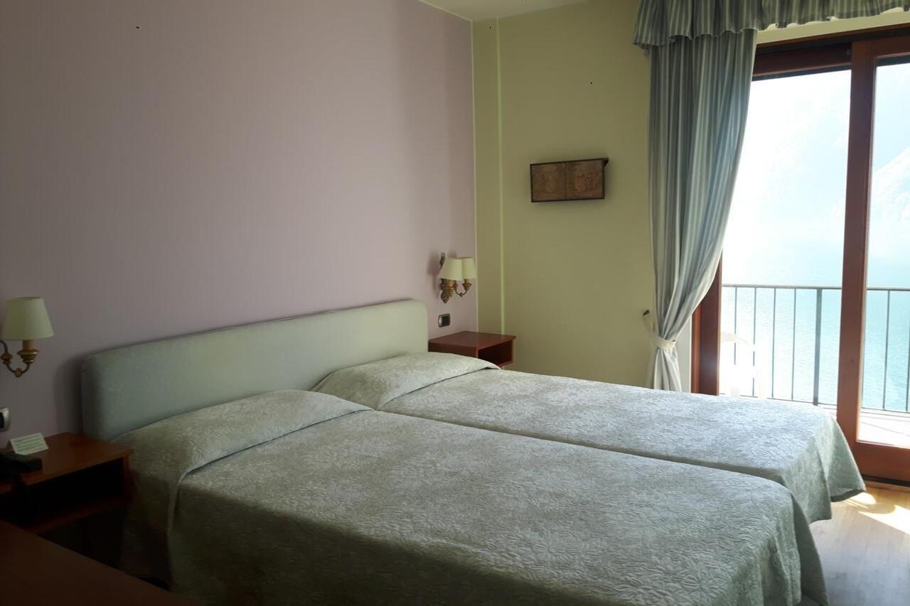 Hotel Stella D'Italia - Nuova Gestione Rimini Exterior foto